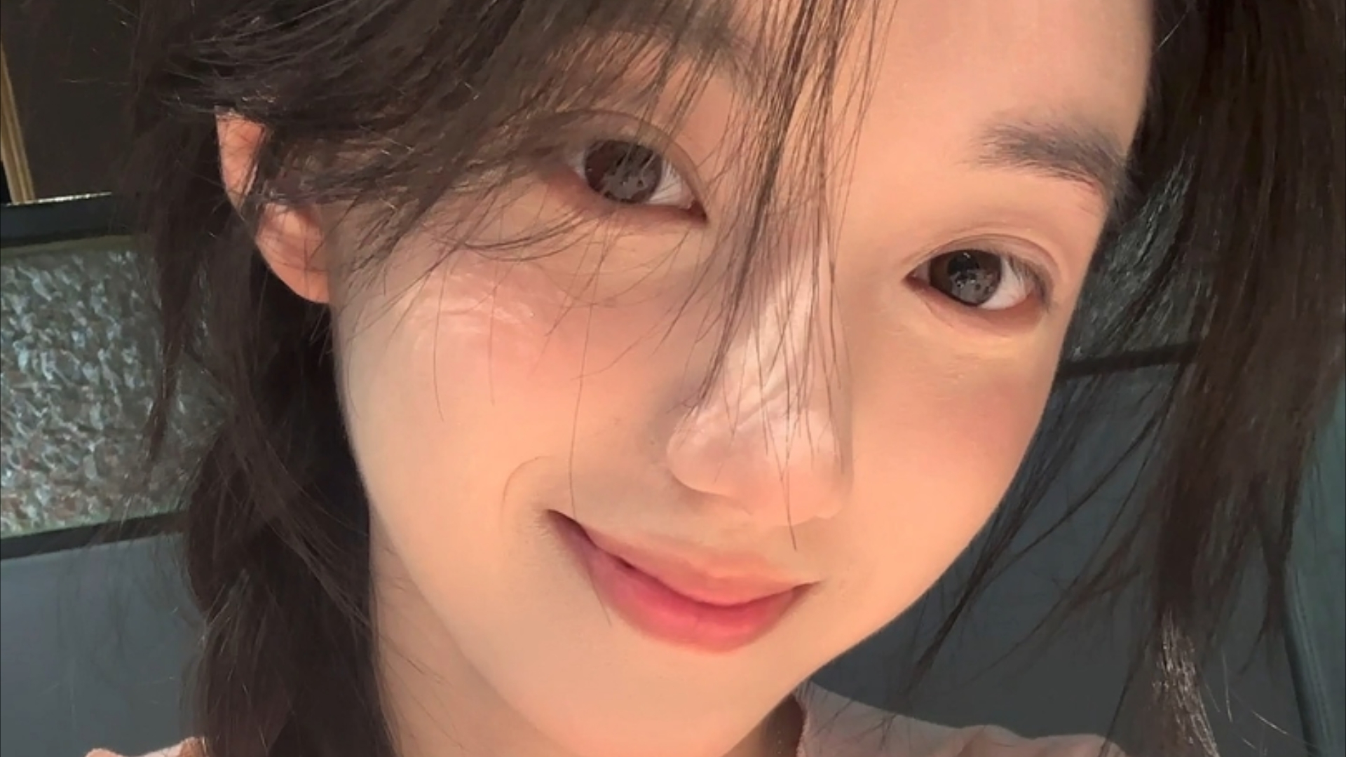 中外“泳士”竞渡长江 激情涌动江城